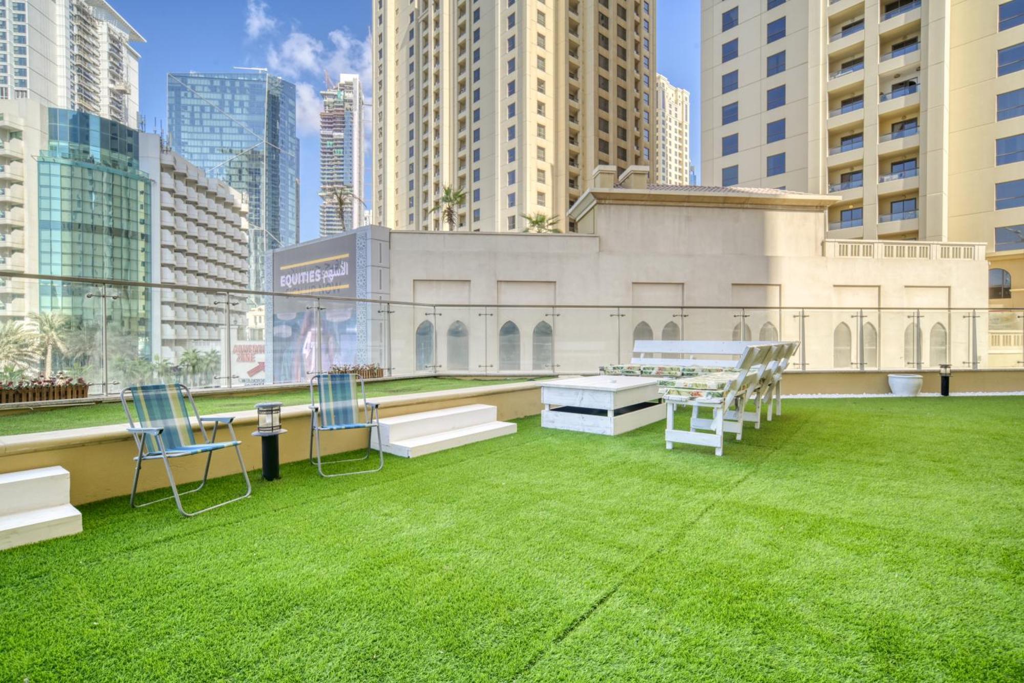 Luxurious 4 Bedroom Duplex With Terrace & Sea View Dubai Eksteriør billede